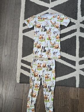 Kids White Farm Animal Print Pajama Set